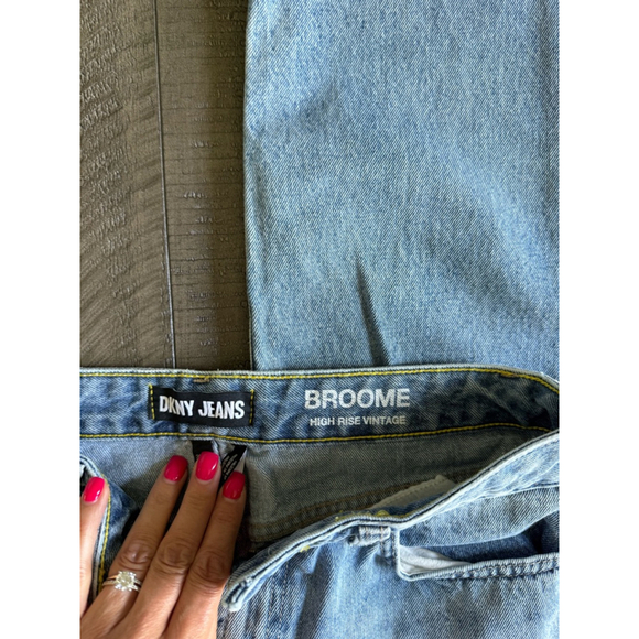 Women's DKNY Jeans High Rise Vintage Denim Blue Jeans Size 10 - Picture 6 of 6